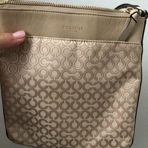 Cross body coach purse